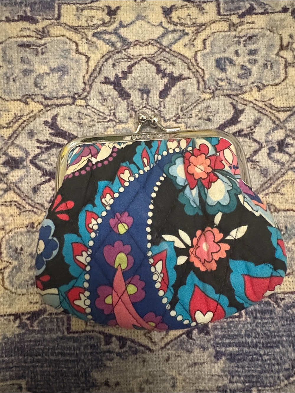 Vera Bradley Black Multi Floral Paisley Kiss-Lock Coin Purse - Picture 1 of 4